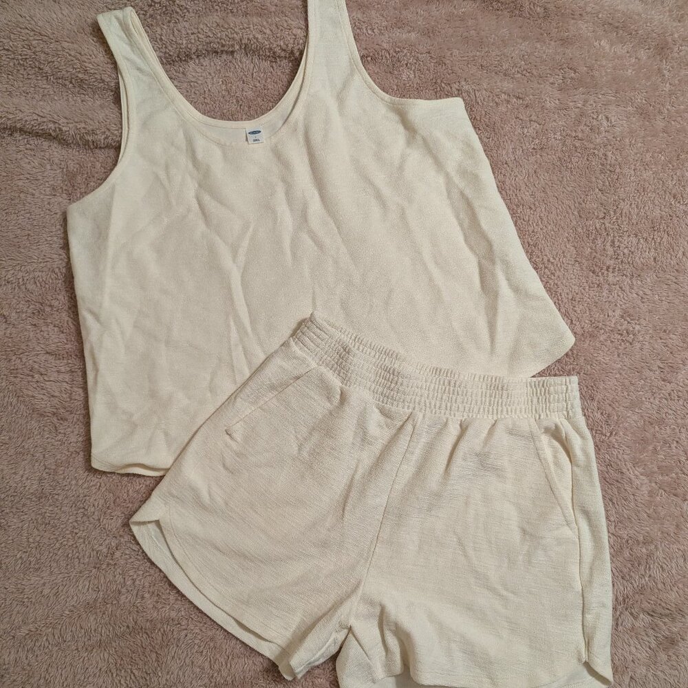 Old Navy Ivory Tank & Shorts Set, Size M/L